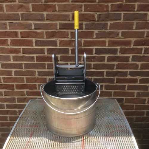 Royce Rolls 4 gal. Stainless Round Tank with 12-16 oz. Wringer