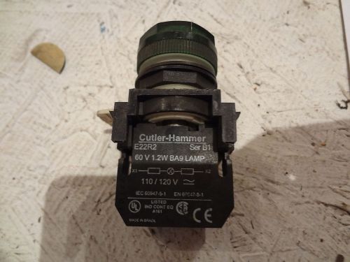 CUTLER HAMMER PILOT LIGHT- GREEN - WITH E22R2 CONTACT BLOCK