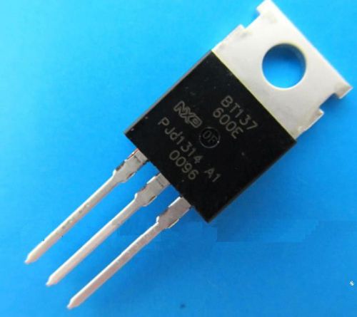 10PCS BT137-600E BT137 TO-220 600V 8A Triacs NEW GOOD QUALITY