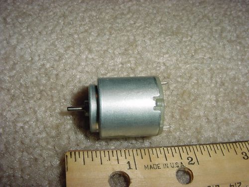 Small DC Electric Motor 01-04 VDC 4760rpm 10.0 g-cm M44