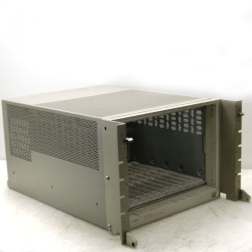 Agilent E1401B C-Size VXI  High Power Mainframe 13-Slots No Power Supply