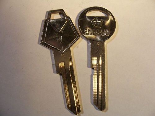 2  KEYS  VINTAGE ORG  CHRYSLER    1966 TO 1973  KEY BLANK   UNCUT