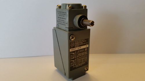 New Allen-Bradley Oiltight Limit Switch 802T-ATP