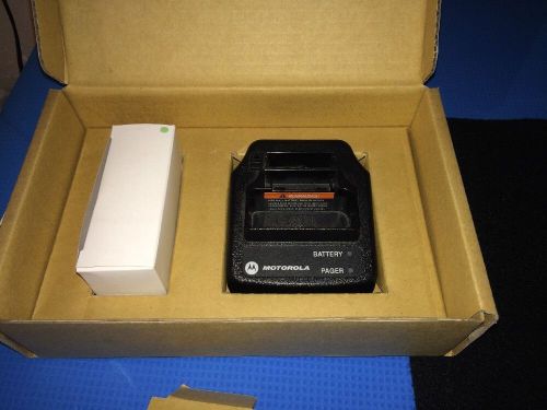 No Reserve Motorola MINITOR V RLN5705C RLN5869C VHF UHF LBPager Charger