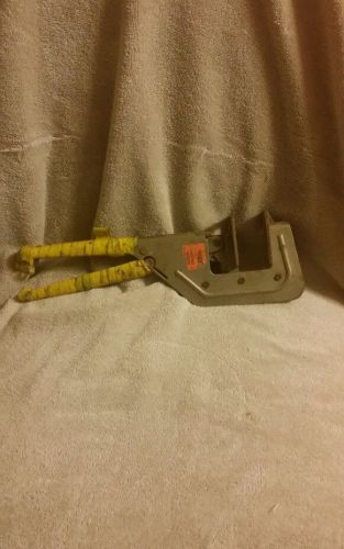 T&amp;B THOMAS &amp; BETTS WT820 CABLE CRIMPER FRAME