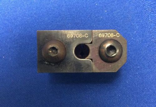 AMP Die 69708-C crimps AMP Twin BNC Seris Coaxicon Connectors