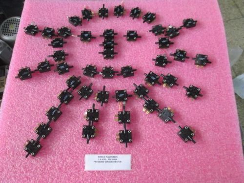 Lot of 48 World Magnetics 1.5 H2D-PSF 100A Pressure Sensor Switch