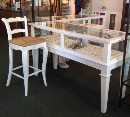 Retail jewelry display cases for sale