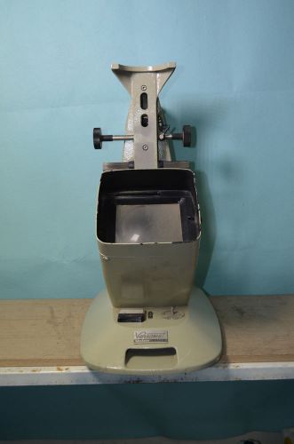 UNITRON VERSAMET INVERTED METALLURGICAL TRINOCULAR MICROSCOPE