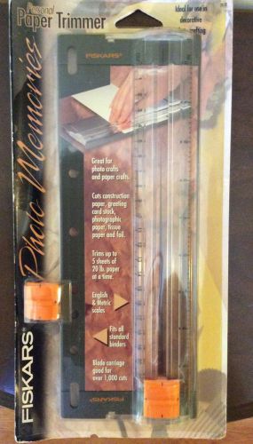 Fiskars Personal Paper Trimmer 8.5&#034; Ruler Photo Cutter SCRAPBOOKING New!!