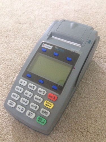 FIRST DATA FD50 CREDIT CARD MACHINE