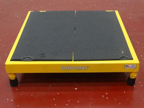 Cotterman Single Step Stand C0315 24&#034; L x 24&#034; W x 5&#034;H W/Leveling Legs 800lb Max