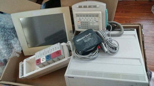 HP Agilent  Philips M1046B / M1097A / M1041A / vital machine - Patient Monitor