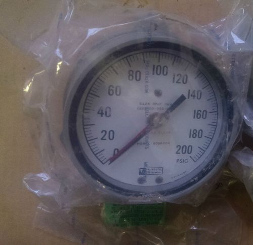 New Weksler Pressure Gauge 0 to 200 PSIG SA24-3PHF-RWAX