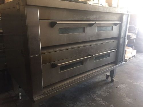 Commercial Gas Deck Oven 2 Deck 4 Pans/deck.