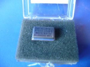 OSCILLATEK OSCILLATOR,CRYSTAL NSN 5955-01-160-3233 M55310/16-B31A10M000Z 10,0MHZ