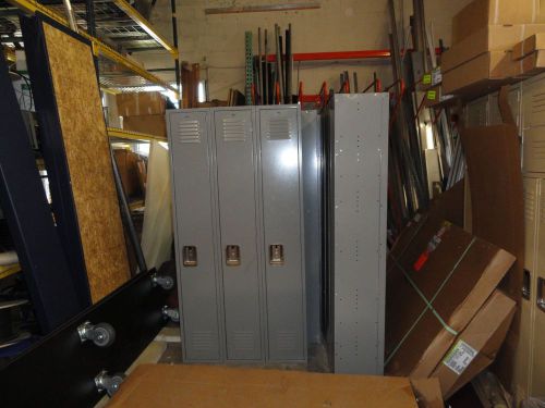 BRAND NEW GREY SINGLE-TIER LYON LOCKERS 15x24x78