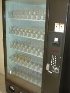 Dixie Narco Glassfront Beverage Vendor Model 55##  Excellent Condition