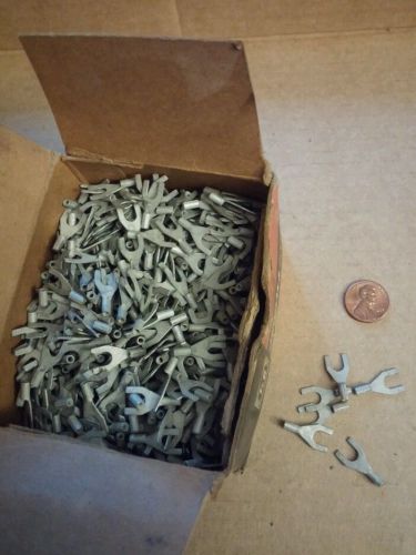 900+ pieces NON INSULATED #10 FORK CRIMP TERMINALS 22-18AWG no.A115