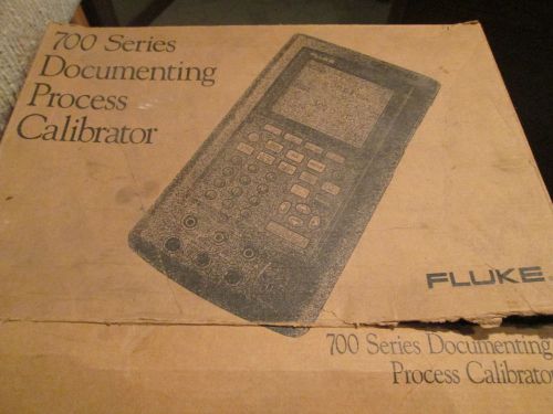 Fluke Documenting Process Calibrator #701