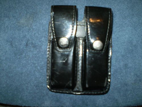 Boston Leather double magazine carrier