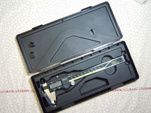 MITUTOYO 500-196-20 ABSOLUTE DIGIMATIC 6 INCH DIGITAL CALIPER WITH CASE.