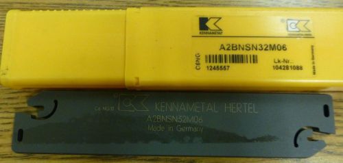 Kennametal 1245557 A2BNSN32M06 A2 Indexable Cut Off Blade Double End