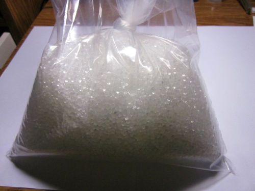 POLYETHYLENE PLASTIC low cost PELLETS 1.1 Kg