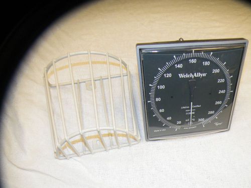 Welch Allyn Tycos Jewel Movement Sphygmanometer Adult Wall Mount med basket lot