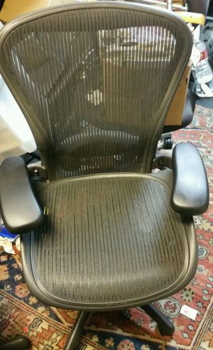 Herman miller aeron chair size b