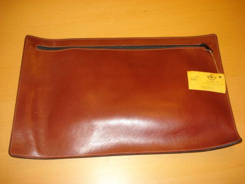 NEW~ BROWNLEATHER  FOLDER