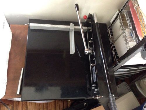 17&#034; 300 Sheet Guillotine Stack Paper Cutter