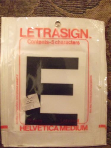 Letrasign Helvetica Medium 75mm E