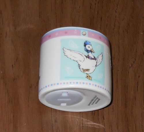 JEMIMA PUDDLE DUCK BANK CERAMIC JEMIMA PUDDLE DUCK BAN w/ BOTTOM - LQQK