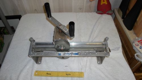 CLIPPER ROLLER LACER 18 INCH WIDE CONVEYOR BELT