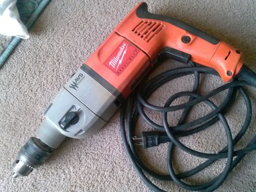 HEAVY DUTY MILWAUKEE HAMMER DRILL CORDED 5380-21 (LP2039132)