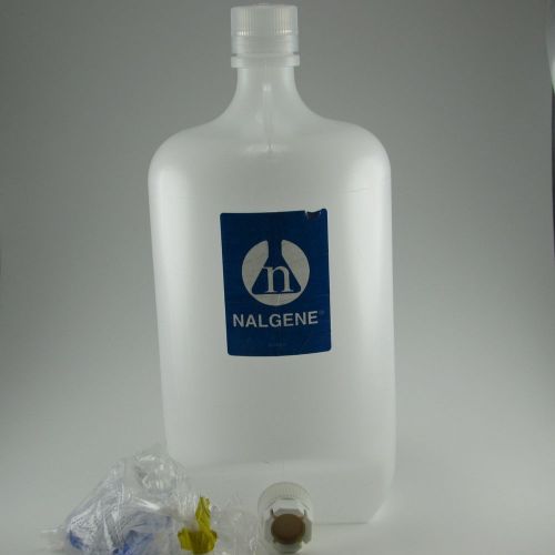 Nalgene 2318-0010 Polypropylene Carboy with Spigot 4L