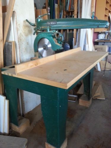 DEWALT VINTAGE 12 INCH RADIAL ARM SAW HEAVY DUTY WITH STAND