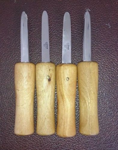 4 Oyster Knives, Wooden Handles, Stainless Blades Winco KCL-2