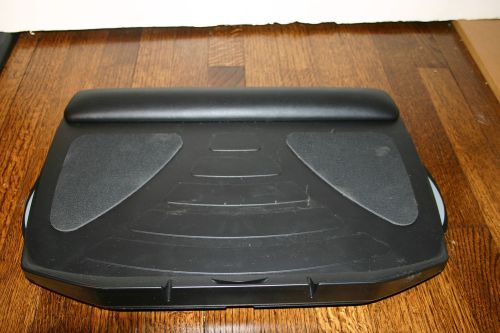 Workrite Banana Board Keyboard Tray + Pinnacle 2 Arm