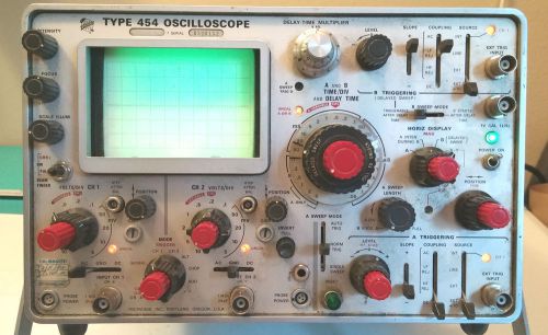 VINTAGE Tektronix  type 454 OSCILLOSCOPE - POWER TESTED