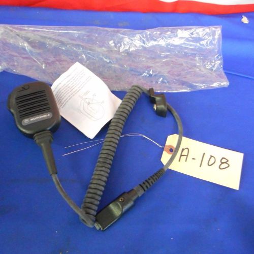 New w/o Box Motorola NMN6225B Saber Radio Remote Speaker Mic