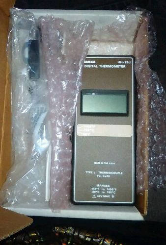 NEW-Omega Digital Thermometer Model HH-26J, -112F-1400F