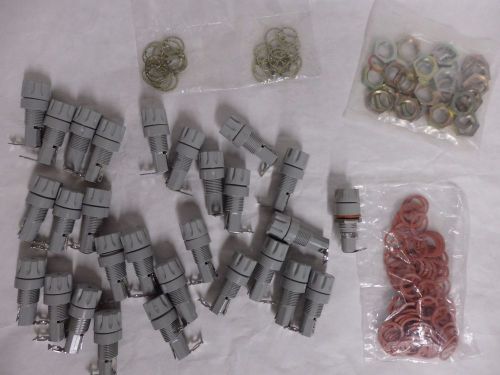 Lot of 28 Littelfuse FHN20G 20 A 250 V Panel Mount Fuse Holder 1/4&#034; By 1 1/4&#034; J5