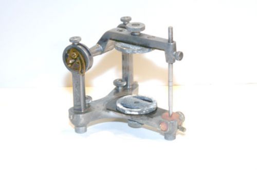 HANAU DENTAL ARTICULATOR WITH BOX AND RINGS #2 DENTIST SURGEON DETURIST ORTHODON