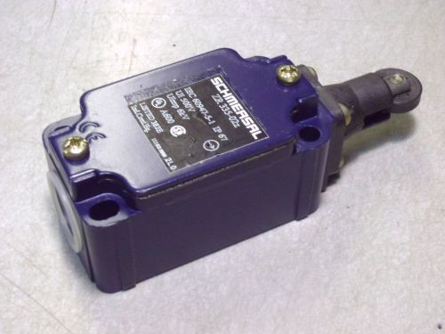 SCHMERSAL ZR335-02Z LIMIT SWITCH ROLLER PLUNGER (QTY 1) #59828