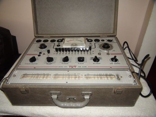 VINTAGE  TRIPLETT MODEL E3423 MUTUAL CONDUCTANCE TUBE TESTER