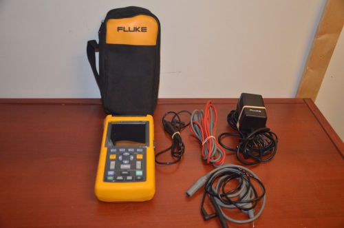 Fluke 123 Industrial Scopemeter (Item 5500)