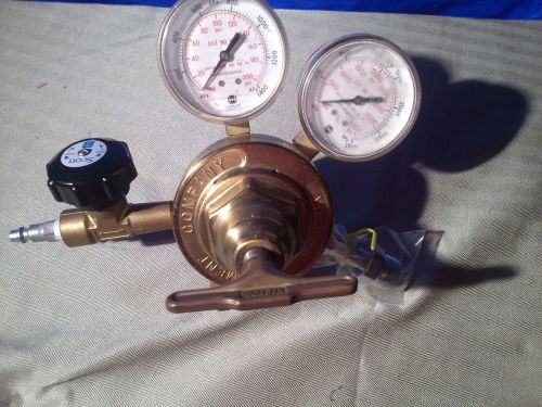 VICTOR VTS 450D 3000 PSI OXYGEN REGULATOR USED IN LAB.