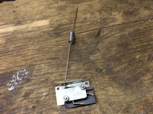 CLAY ADAMS TRIAC CENTRIFUGE LID SWITCH ASSY.